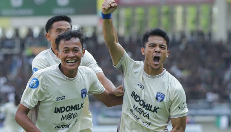 hasil-pss-sleman-vs-persita-tangerang-di-liga-1-2024-2025-pendekar-cisadane-menang-2-1-sDhuSuQLAe