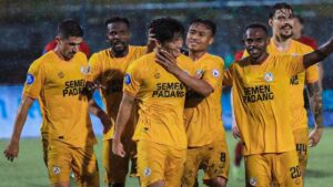selebrasi-pemain-Semen-Padang-FC-usai-kalahkan-Madura-United