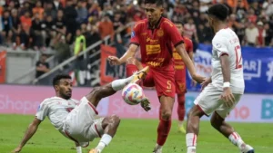 Persija Menang Besar