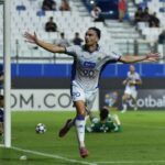 andrew-jung-usai-mencetak-gol-ke-gawang-bangkok-united-1759327611408_169